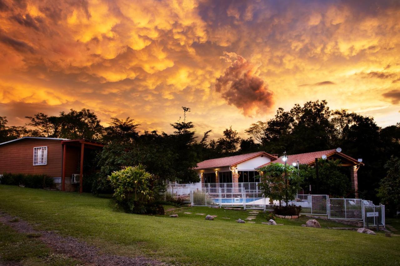 Vista Alegre Natural Resort - Bungalows Independencia Екстериор снимка